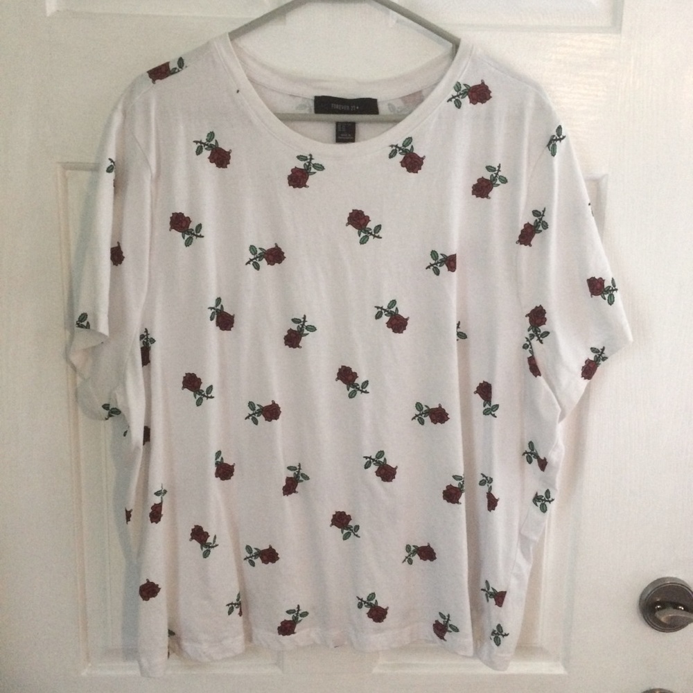 Forever 21 graphic tattoo rose print cropped tshirt 3X